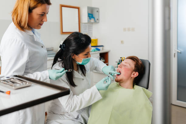 Best Dentist for Dental Trauma  in Williamstown, WV